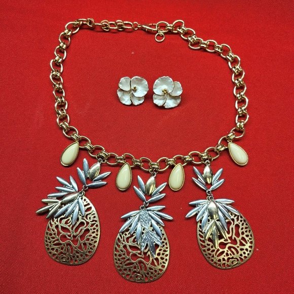 Pineapple Tropical Summer Themed Necklace & Floral Earrings Set - Picture 1 of 10